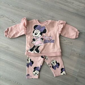 H&M Disney sweater outfit